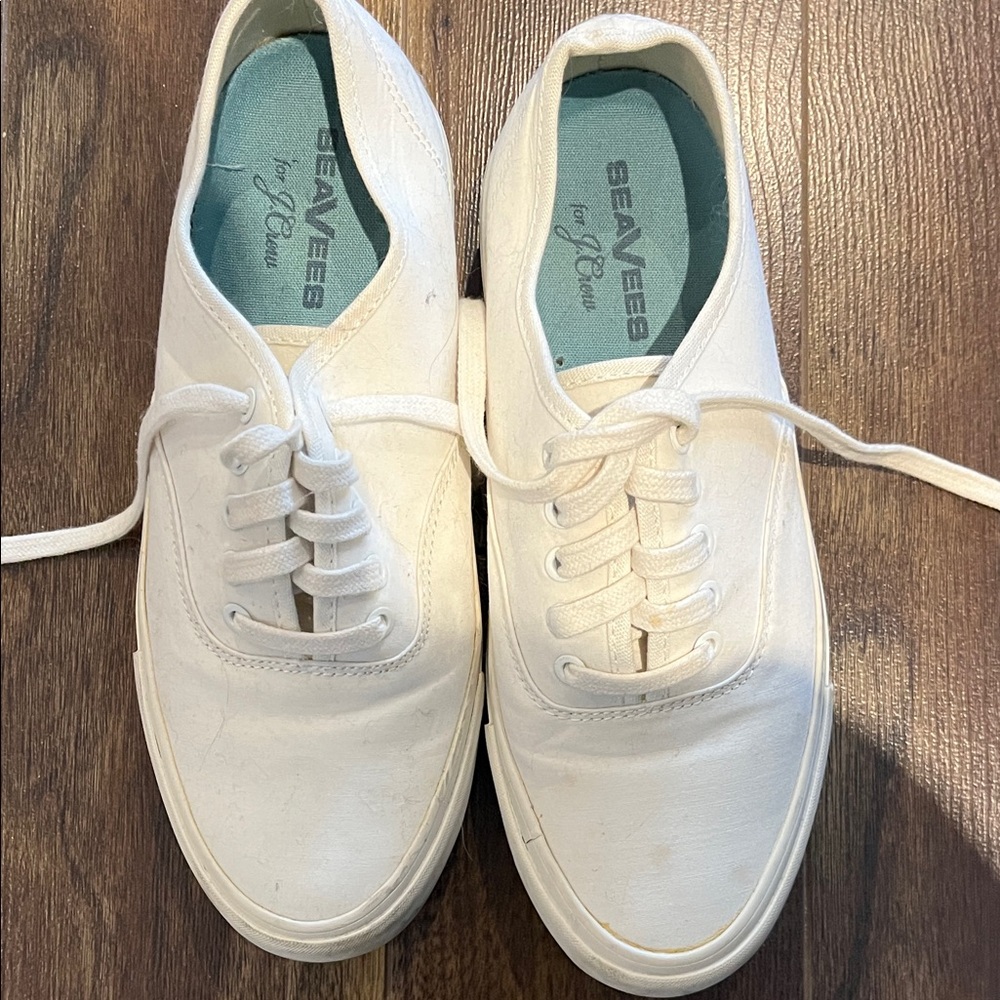 SeaVees women’s Classic White Sneakers